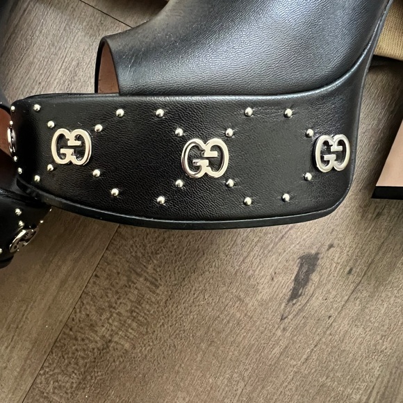 Authentic Brand New Gucci Studded Platform Sandals size 38.5 - Picture 8 of 14